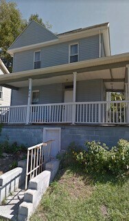 Primary Photo - 924 Charles Ave
