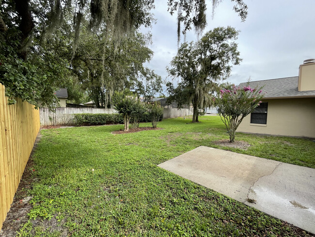 Building Photo - 1523 Elf Stone Ct