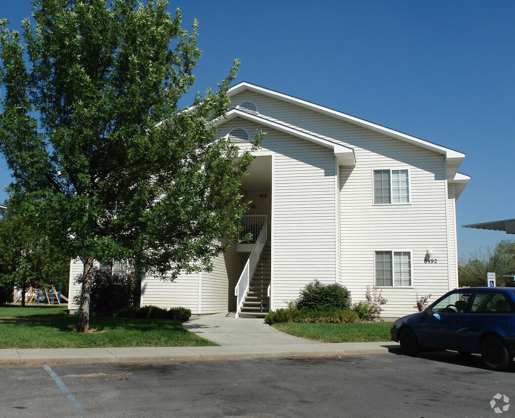 Primary Photo - 6492 W Lucky Ln