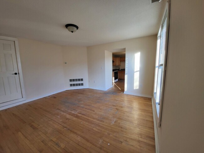 Building Photo - 3311 Pleasant Ave