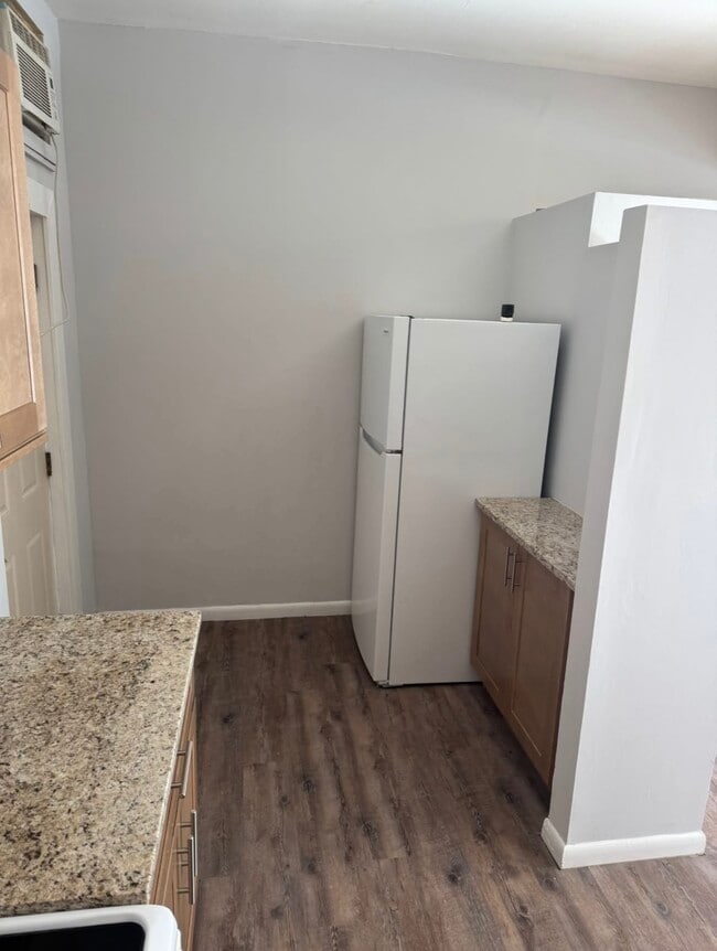 Building Photo - 131 Naugatuck Ave