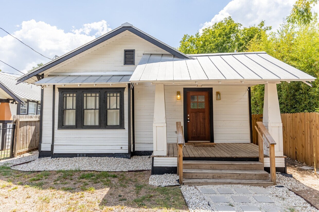 Foto principal - 1010 Burnet St
