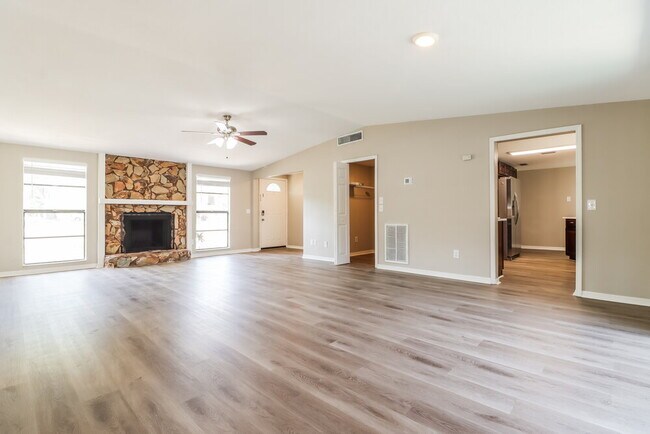 Foto del edificio - 1508 Albemarle Ct