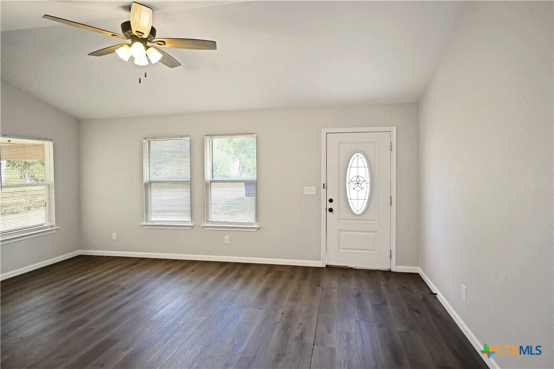 Building Photo - 438 Forshage Blvd