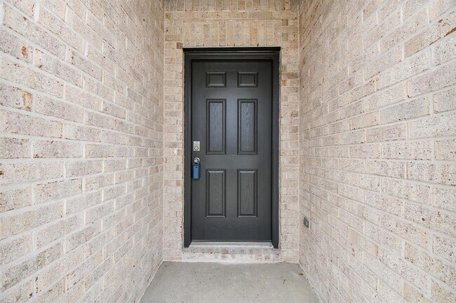 Building Photo - 6023 Ginevra Summers Dr