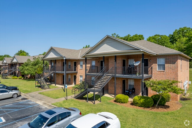 Building Photo - Winding Creek