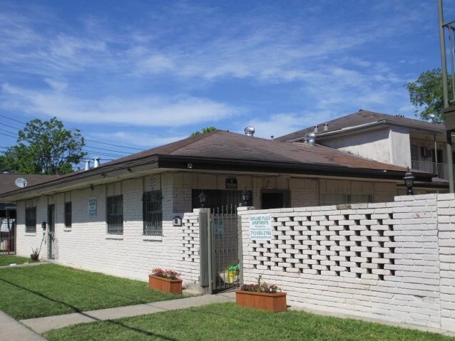 Primary Photo - 6206 Shadyview St