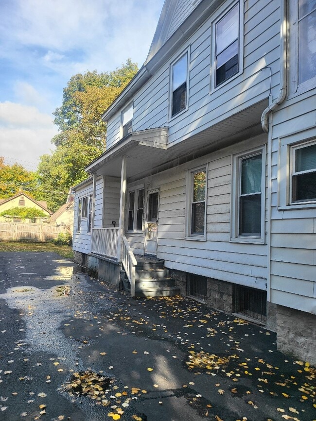 Foto del edificio - 46 Brighton St