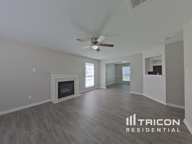 Foto del edificio - 3310 Nevin Brook Rd