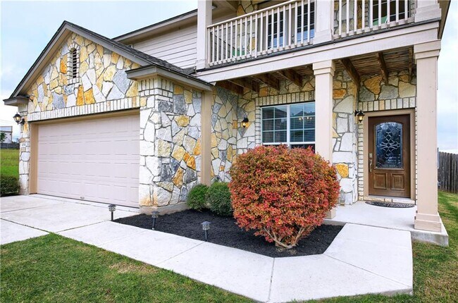 Building Photo - 1059 Four Seasons Farm Blvd