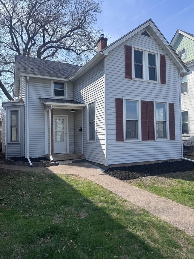 Building Photo - 1732 Fillmore Ln