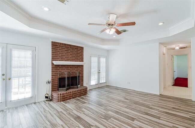 Building Photo - 1105 Carriage Hills Blvd