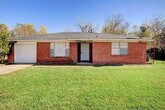 Primary Photo - 7819 Corinth St