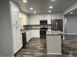 Foto del edificio - 755 Ashwood Ave