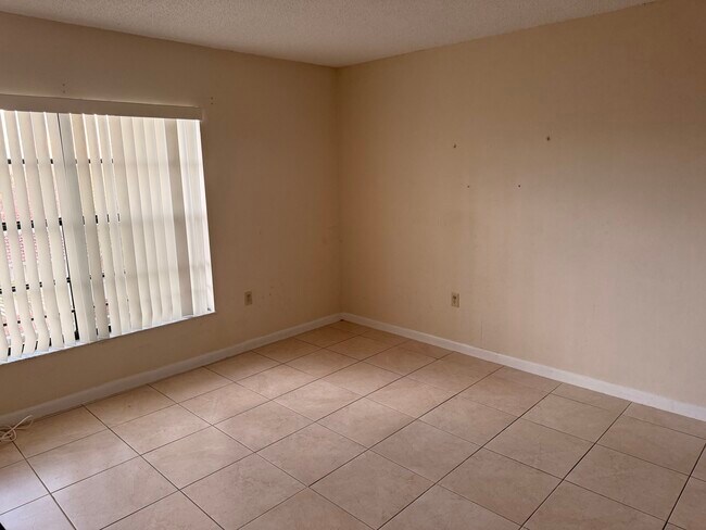 Foto del edificio - 13870 SW 62nd St