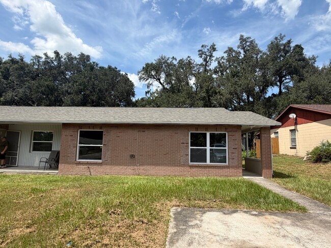 Building Photo - 11510 Valencia Dr