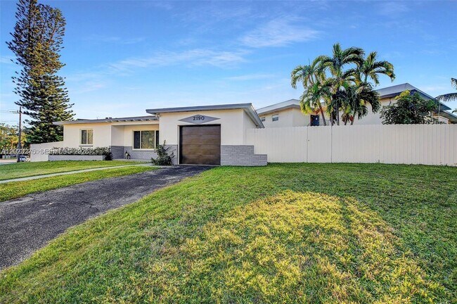 Foto del edificio - 8745 SW 182nd Terrace