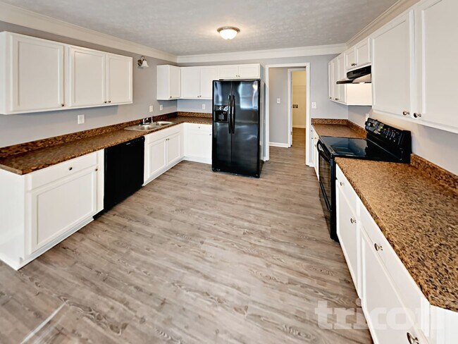 Building Photo - 100 Beaverdam Ct