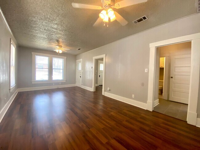 Foto del edificio - 30th-407 E