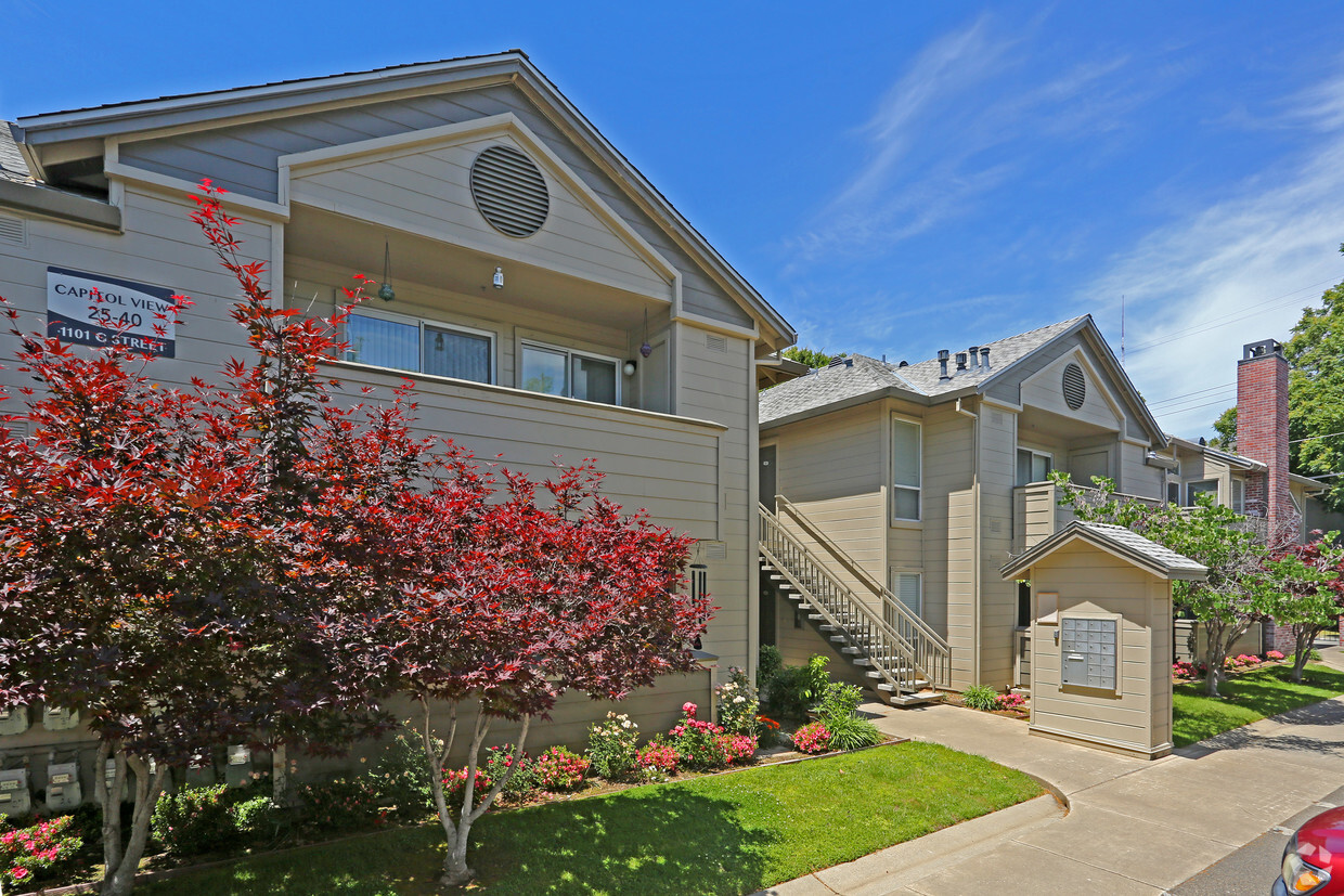 Primary Photo - Capitol View Apartments