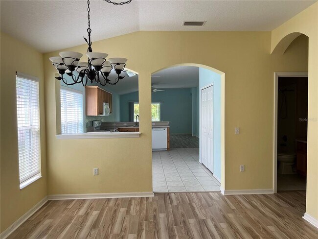 Foto del edificio - 6214 Blue Runner Ct