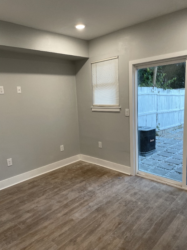 Photo - 1837 E Sergeant St House