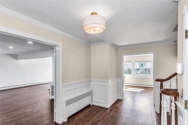 Foto del edificio - 1402 Bay Blvd