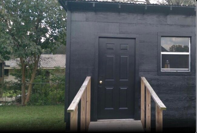 Foto del edificio - 2023 Barnsley Ln