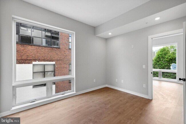 Building Photo - 308 W Chelten Ave