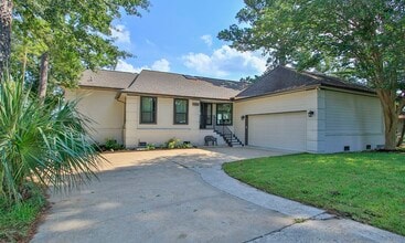 Building Photo - 14535 Diamondhead N
