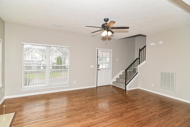 Building Photo - 1604 Zurich Dr