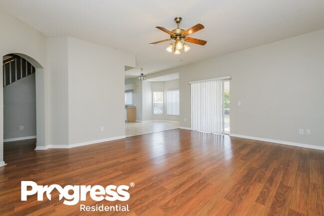 Building Photo - 12615 Longcrest Dr