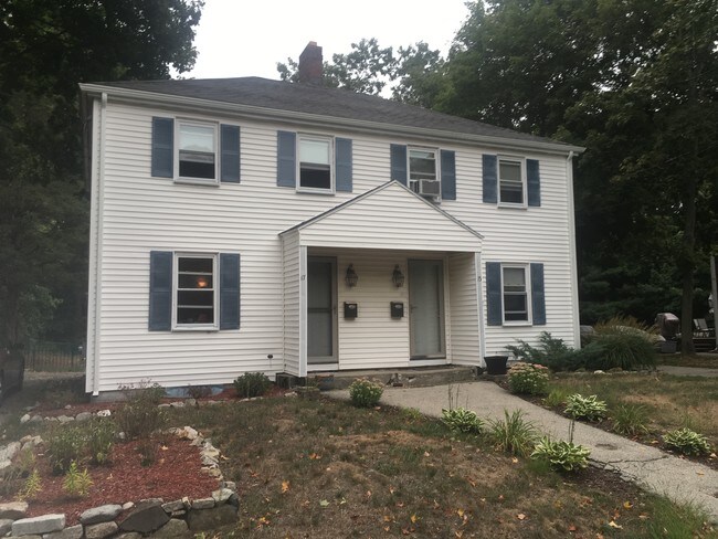 Building Photo - 15 Whitehorse Rd