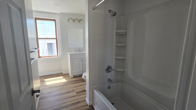 Foto del edificio - 510 Birch St