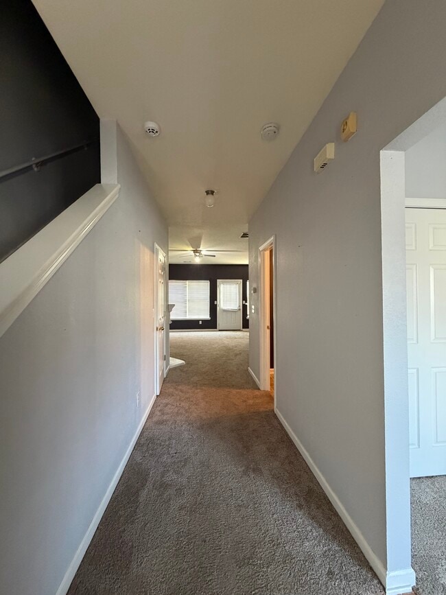 Main Floor Hallway - 2807 Snapfinger Mnr