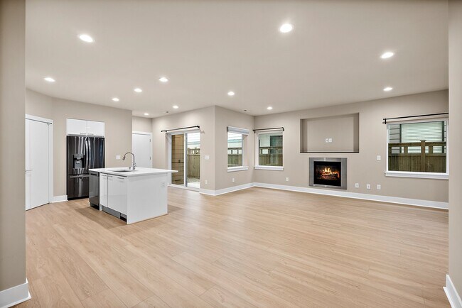 Building Photo - 32843 Madrona Ave SE