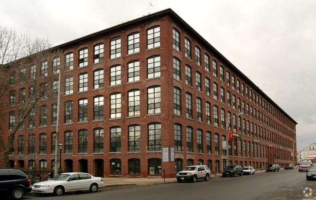 Building Photo - Market Mill Apartments