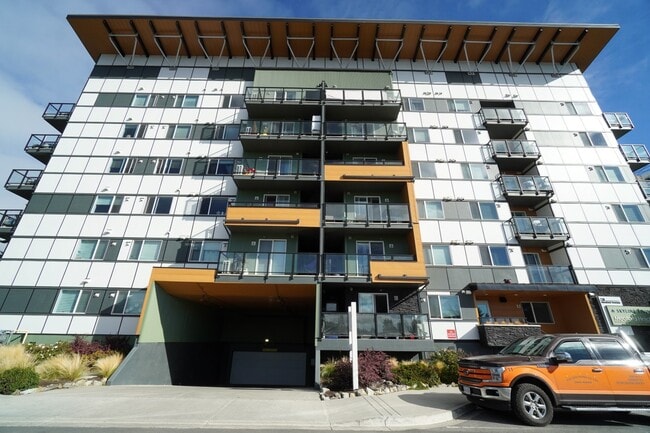 Building - Meaford Heights Apartments