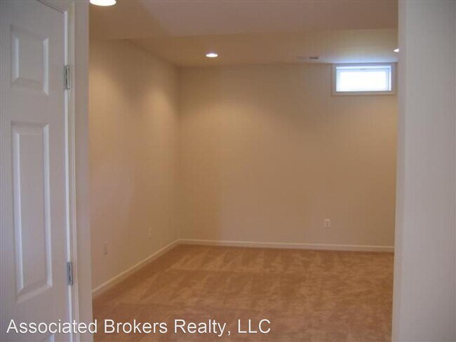 Building Photo - 4 br, 3 bath House - 2697 Aldersgate Way