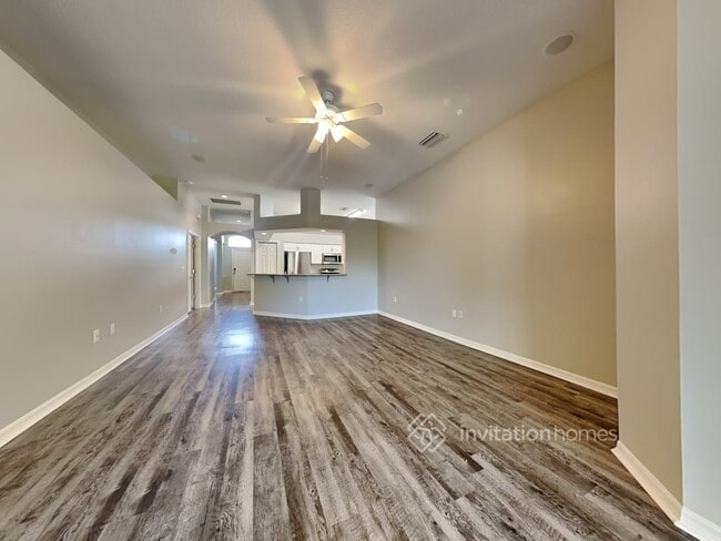 Building Photo - 1525 Baythorn Dr