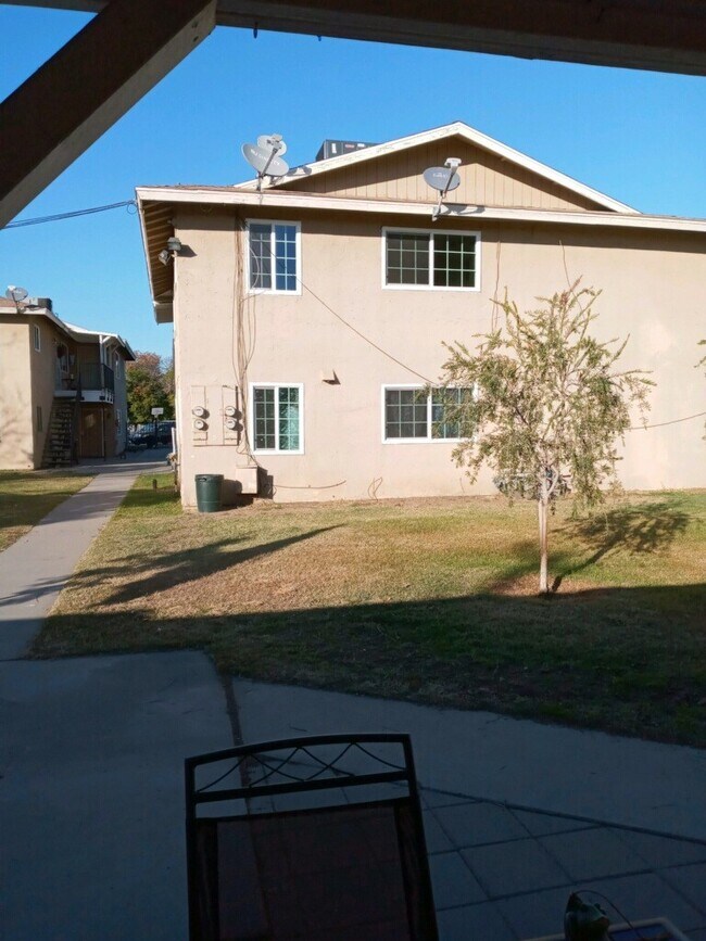 Outside - 337 McCord Ave
