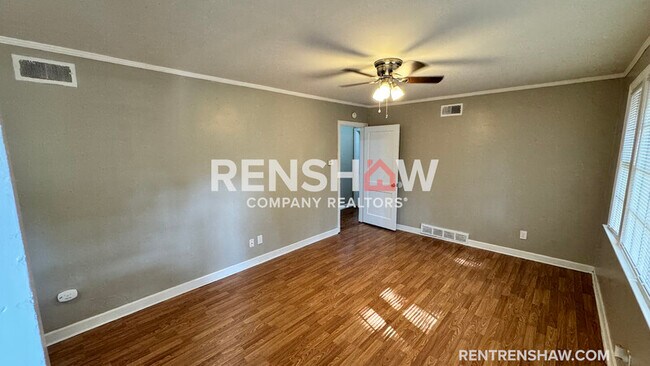 Building Photo - 1179 Victor Dr