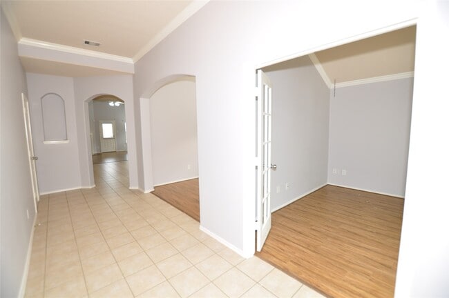 Foto del edificio - 21603 Kings Bend Dr