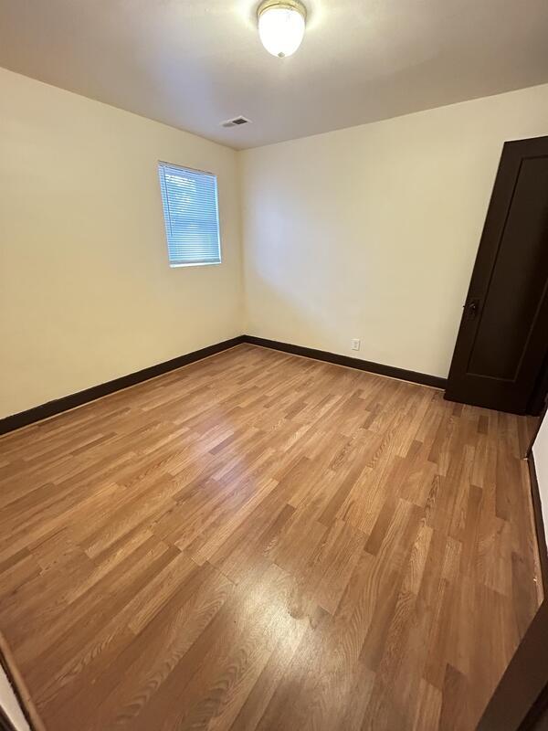 Building Photo - 8907 S Cottage Grove Ave