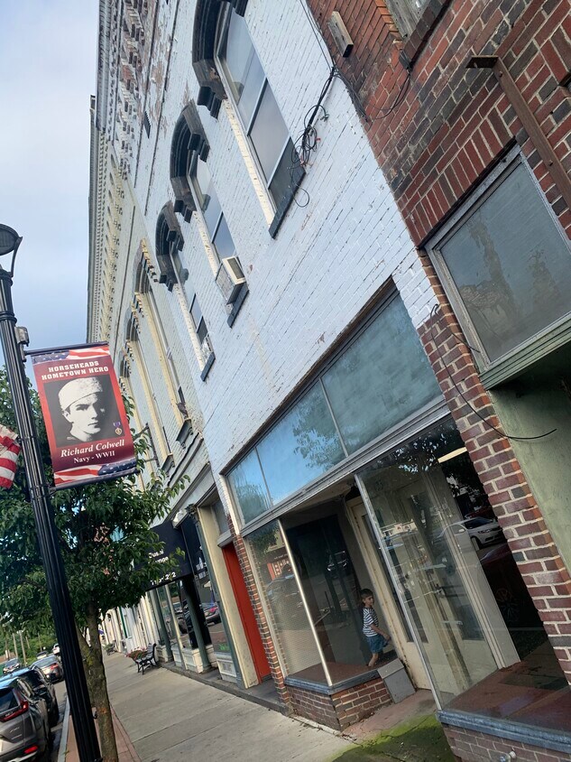 123 W Franklin St Unit Upper, Horseheads, NY 14845 Apartments in