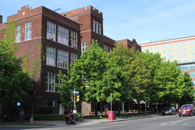 Building Photo - 215 N Cayuga St