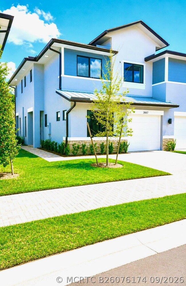 Building Photo - 3667 SW Magnolia Ridge Ln