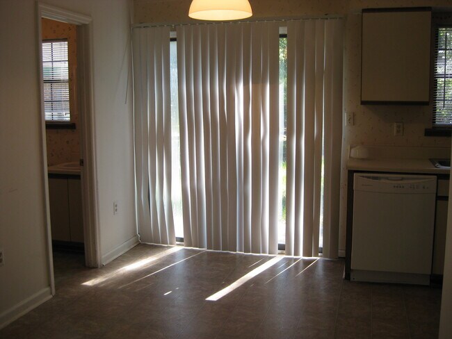 Foto del edificio - LITTLE COUNTRY OFF SKIDAWAY