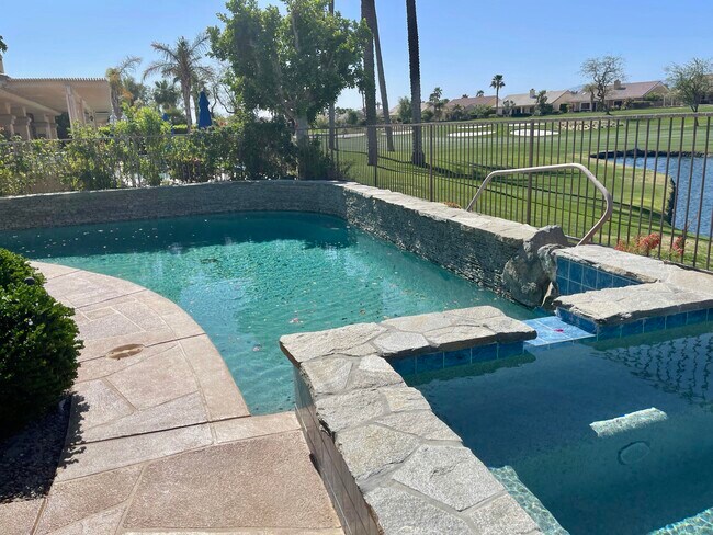 Building Photo - 78745 Sunrise Canyon Ave