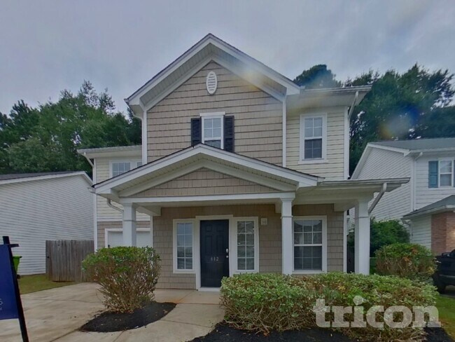 Building Photo - 812 Spears Dr